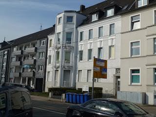 Der Traum vom Hauskauf ist für viele Menschen der größte Herzenswunsch. 1