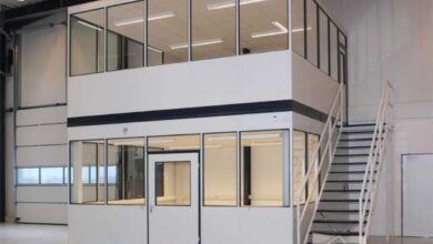 Ausstattung von Gewerbeimmobilien mit einem Hallenbüro 1
