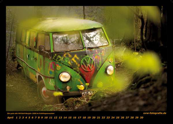 Der Autokalender "Die Untoten" überrascht Auto-Fans 1