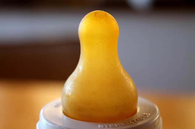 Babyflasche im Auto erwärmen – geht das? 1 Babyflasche im Auto erwärmen – geht das? 1