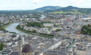Denkmalgeschützte Immobilien richtig sanieren und steuerliche Vorteile sichern 2 salzburg-122797_640