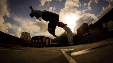 Parkour - Sprünge über Hochhäuser und Bordsteinkanten 2