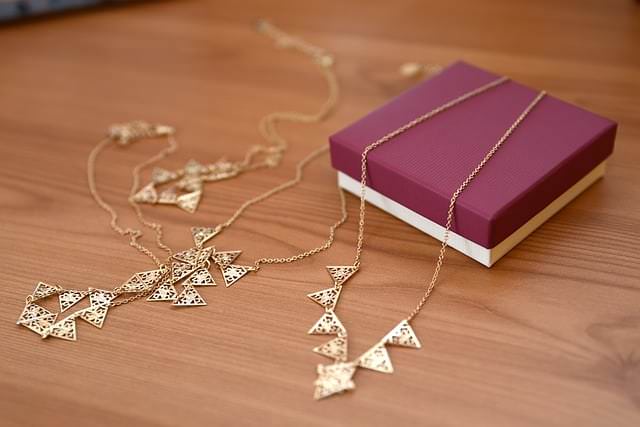 Aus abgelegtem Schmuck noch Geld machen 1
