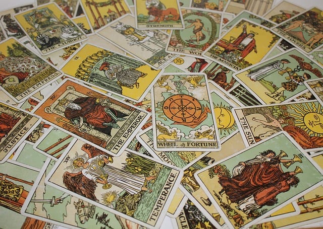 Die große Tarot-Recherche für mein Buch 1