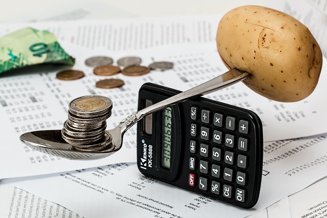 Deutschland hat eine Inflationsrate größer 5%. 1
